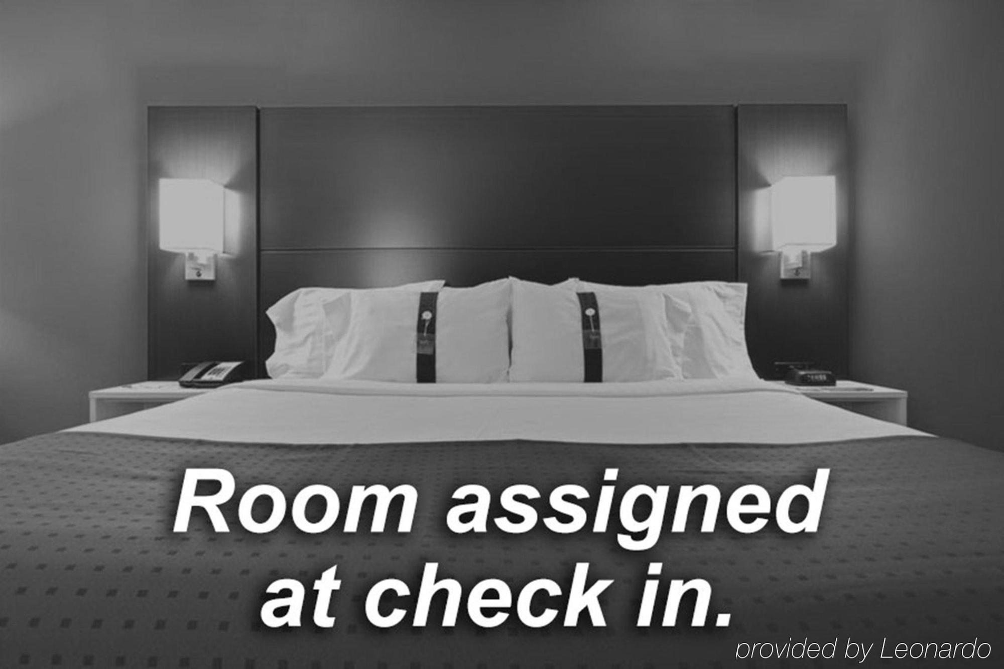 Express Philadelphia Ne - By Ihg Hotel 2*